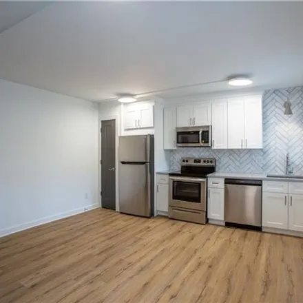 Rent this 1 bed apartment on 41 25th Street Northwest in Atlanta, GA 30309