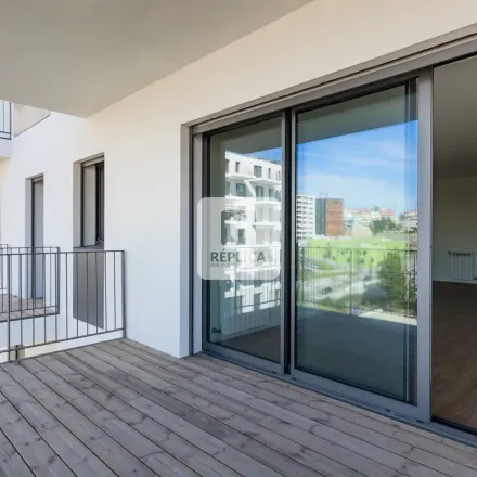 Rent this 3 bed apartment on Rua Doutor António Luís Gomes in 4000-274 Porto, Portugal