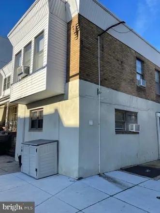 Rent this 1 bed townhouse on 3002 South 16th Street in Philadelphia, PA 19145