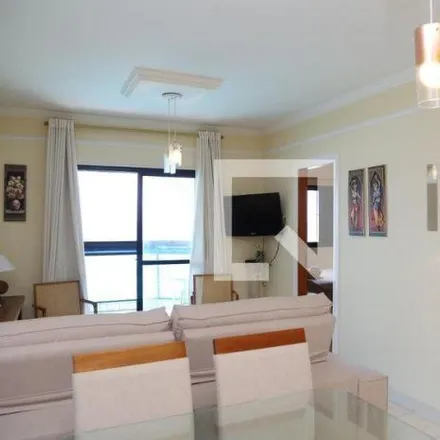 Rent this 2 bed apartment on Posto 11 Corpo de Bombeiros Guarda-Vidas in Avenida Presidente Castelo Branco, Vilamar