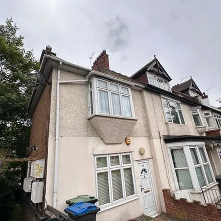 Image 5 - Coombe Road, London, CR0 1EL, United Kingdom - Apartment for rent