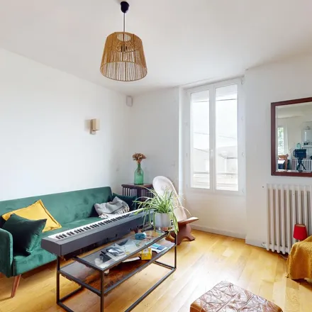 Rent this 3 bed apartment on 23 Rue Louis Blanc in 49100 Angers, France