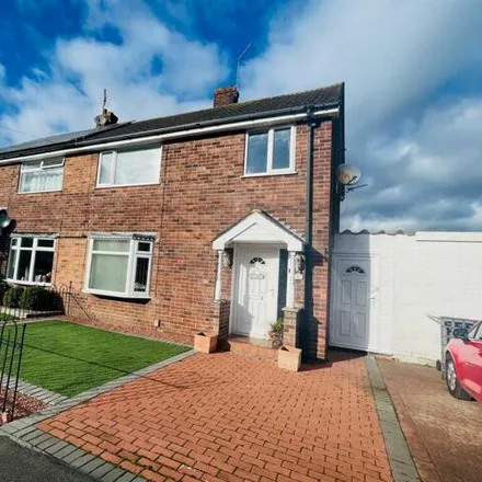 Buy this 3 bed duplex on St Lawrence Boulevard in Radcliffe on Trent, NG12 2DY