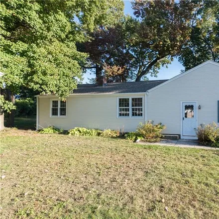 Image 7 - 126 Scenic Drive, Cranston, RI 02920, USA - House for sale