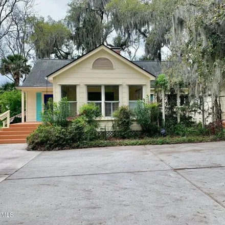 Buy this 3 bed house on 1910 Lenora Drive in Port Royal, Beaufort County