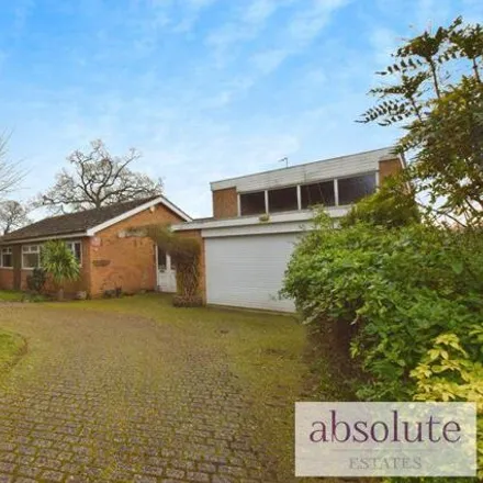 Buy this 3 bed house on The Bury in Pavenham, MK43 7PX