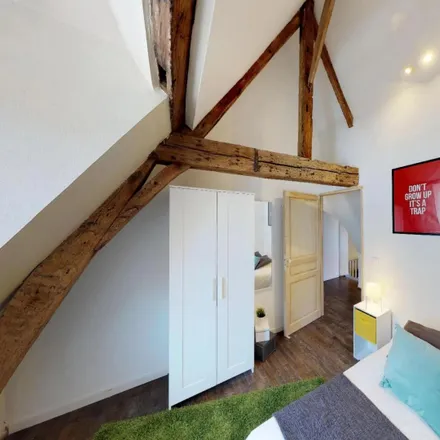 Rent this 4 bed room on 127 Rue Saint-André in 59043 Lille, France