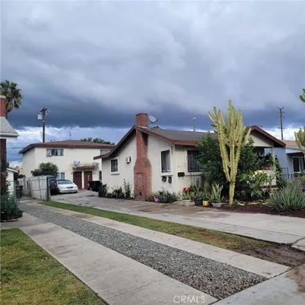 Image 1 - 3677 East 54th Street, Maywood, CA 90270, USA - Townhouse for sale