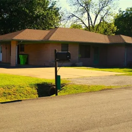 Image 2 - 1320 Elizabeth Ave, Rosenberg, Texas, 77471 - House for sale