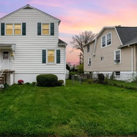 Buy this 4 bed house on 2528 Wentworth Road in Parkville, MD 21234
