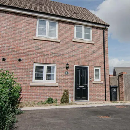 Buy this 3 bed house on Pippin Way in Hatfield, DN7 6EB