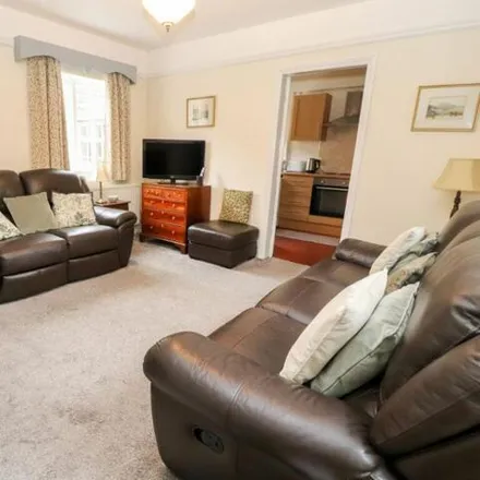 Image 5 - Seven Stars, Church Road, Thornton Hough, CH63 1JN, United Kingdom - Townhouse for rent