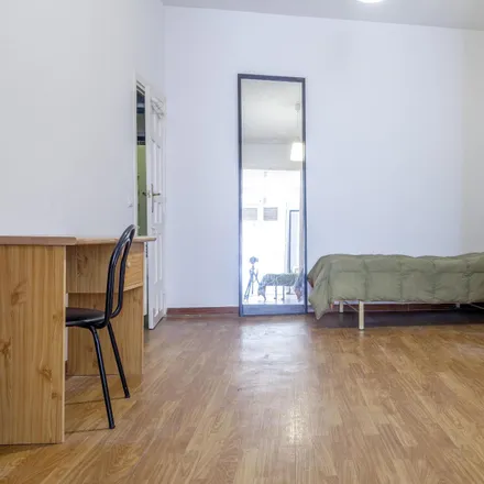 Rent this 9 bed room on Taller Marco Aldany in Calle de la Madera, 5