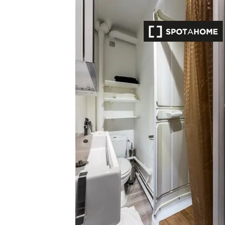 Image 3 - 63 Rue Fessart, 75019 Paris, France - Apartment for rent