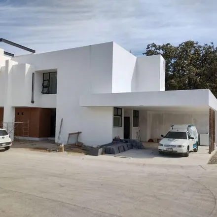 Buy this 4 bed house on Paseo del Puma 3056 in Ciudad Bugambilias, 45230 Santa Ana Tepetitlán