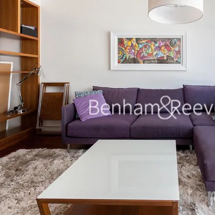 Rent this studio apartment on The Heron in 5 Moor Lane, Barbican