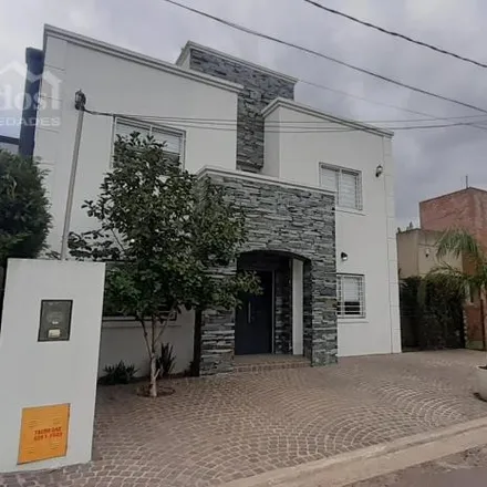 Rent this 4 bed house on unnamed road in Partido de Esteban Echeverría, El Jagüel