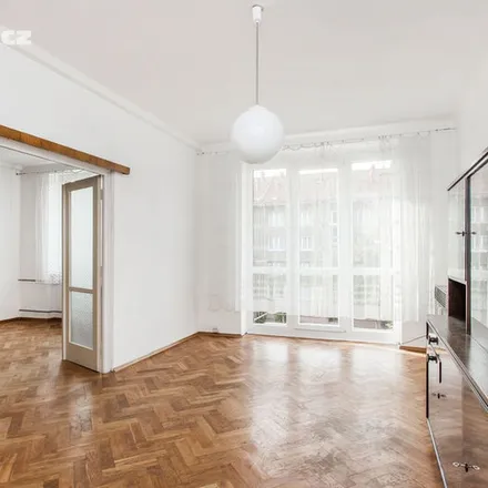 Rent this 3 bed apartment on Orlen in Průběžná 1545, 100 31 Prague