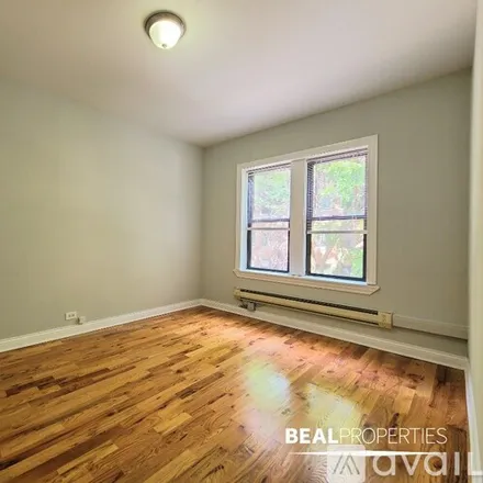 Image 9 - 3728 N Pine Grove Ave, Unit CL-E2 - Apartment for rent