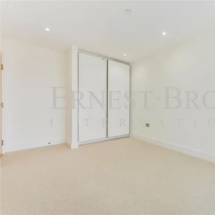 Image 2 - Thomas Frye Court, 30 High Street, London, E15 2PS, United Kingdom - Apartment for rent