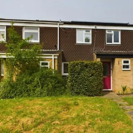 Buy this 3 bed townhouse on 45 Cratherne Way in Cambridge, CB4 2LZ