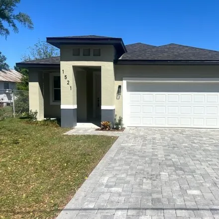 Buy this 4 bed house on 1531 Indiana Street in Winter Park, FL 32805