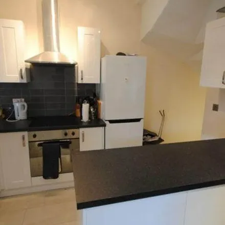 Rent this 1 bed apartment on 2-8 Granby Terrace in Leeds, LS6 3BB