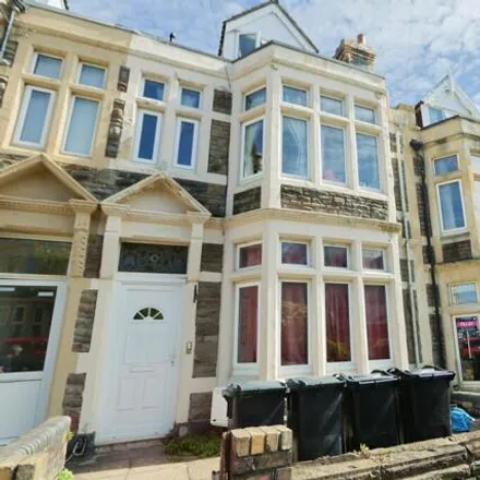 Rent this 9 bed house on Cavanagh in 15 Harcourt Road, Bristol