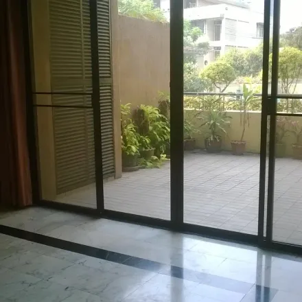 Rent this 4 bed apartment on Bangkok City Hall in Dinso Road, Phra Nakhon District