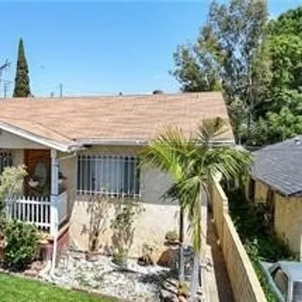 Image 4 - 4327 Eagle Street, East Los Angeles, CA 90022, USA - House for sale