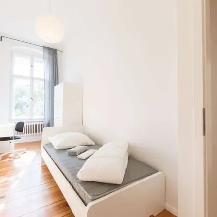 Rent this 5 bed apartment on Go Asia in Kantstraße 10, 10627 Berlin