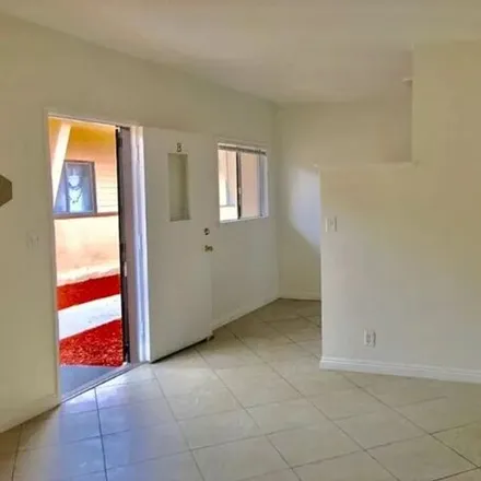 Image 3 - 27th Court, Santa Monica, CA 90405, USA - House for rent