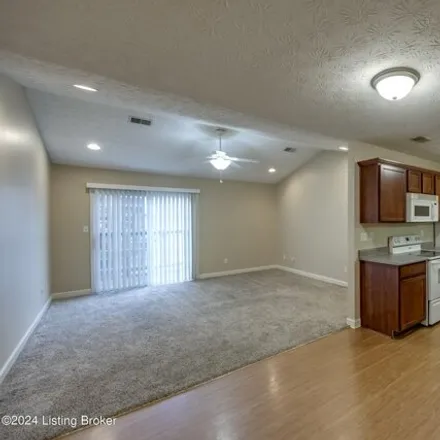 Image 3 - 11913 Tazwell Drive, Worthington Hills, Jefferson County, KY 40245, USA - Condo for sale