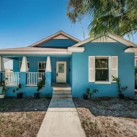 Image 2 - 766 Newton Avenue South, Saint Petersburg, FL 33701, USA - House for sale