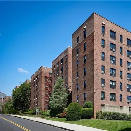 Image 2 - 164 Church Street, Isle of San Souci, City of New Rochelle, NY 10805, USA - Apartment for sale
