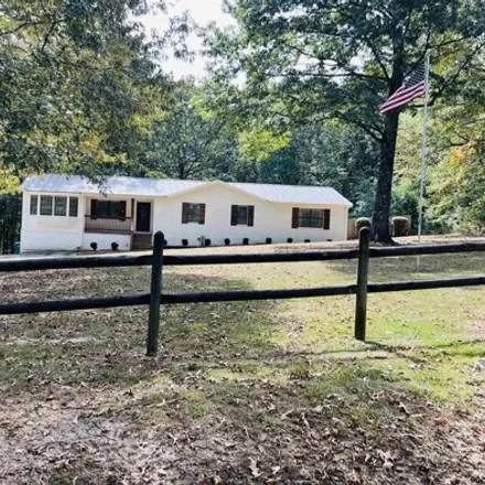 Buy this 3 bed house on 556 Upper Lake Tate Road in Talladega County, AL 35151