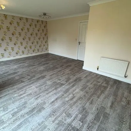 Rent this 4 bed duplex on The Furrow in Littleport, CB6 1GT