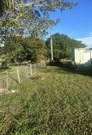 Image 6 - 2278 North 43rd Street, Lakewood Park, Saint Lucie County, FL 34946, USA - House for sale