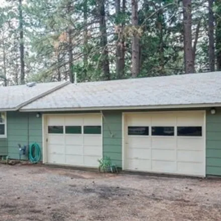Buy this 3 bed house on 9218 Big Pine Way in Klamath County, OR 97601