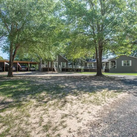 Buy this 5 bed house on 3153 Little Red Road in Henderson County, TX 75752