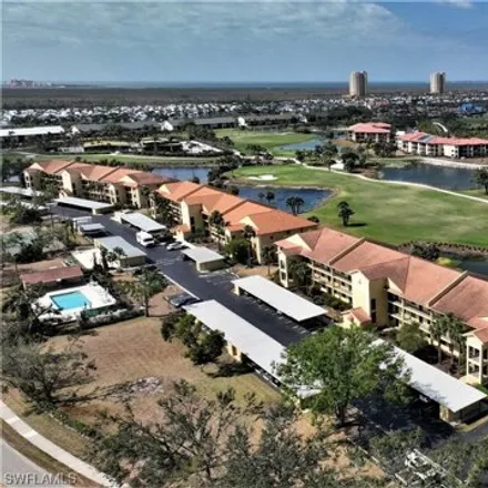 Image 2 - 16685 Kelly Cove Drive, Royal Point at Majestic Palms, Iona, FL 33908, USA - Condo for sale