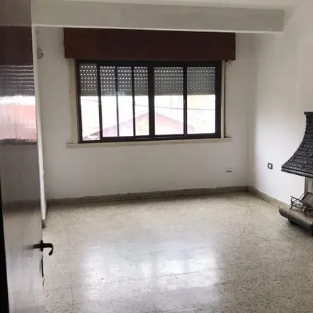 Buy this 2 bed apartment on José Manuel Estrada 6 in Partido de Lomas de Zamora, Lomas de Zamora