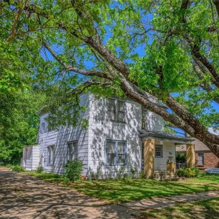 Image 4 - 117 N Mirick St, Denison, Texas, 75020 - House for sale