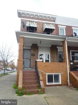 Image 2 - 451 North Ellwood Avenue, Baltimore, MD 21224, USA - House for sale