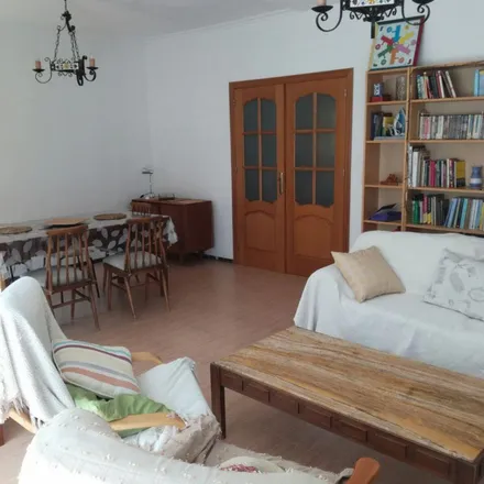 Rent this 2 bed apartment on 321 Wash in Carrer del Poeta Quintana / Calle Poeta Quintana, 03004 Alicante