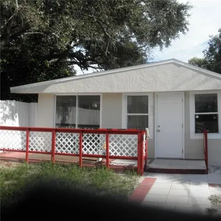 Buy this 2 bed house on 707 Wyatt St in Clearwater, Florida