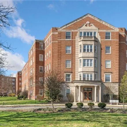 Buy this 2 bed condo on South Park Manor Condominiums in 13800 Fairhill Road, Shaker Heights