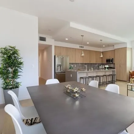 Image 3 - 1782 Garfield Place, Los Angeles, CA 90028, USA - Condo for sale