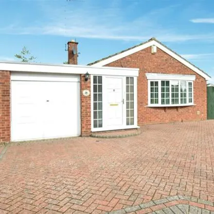 Buy this 3 bed house on Long Close in Great Oakley, NN18 8HY