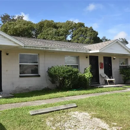 Rent this 1 bed apartment on 613 Robin Road in Lakeland, FL 33803